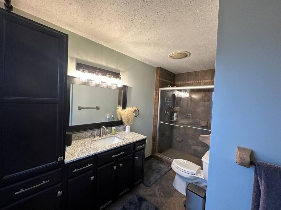 Inviting 3 Bed 2.5 Bath Townhome In Wadsworth Exteriör bild